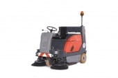 Подметально-всасывающая машина Hako Sweepmaster D1500 RH Подметально-всасывающая машина Hako Sweepmaster D1500 RH